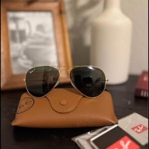 Ray-Ban / RB3025 Aviator / GOLD - Green Classic Polarized